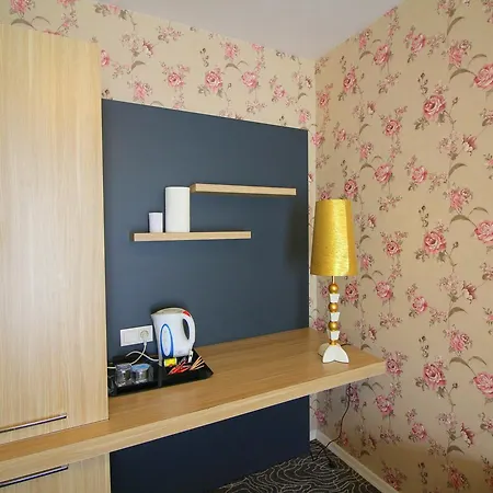 Biev Aparthotel