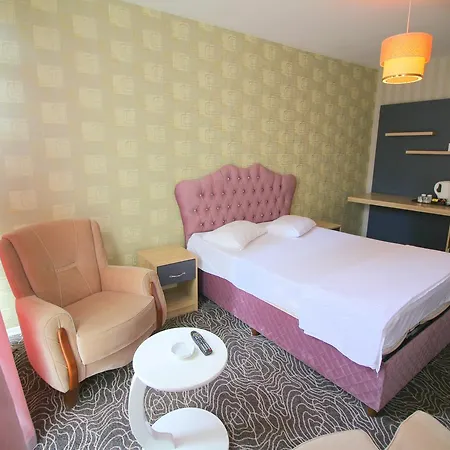 Aparthotel Biev